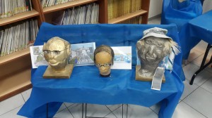 פיסול דמויות מנהיגים במסגרת פרויקט מנהיגות בבית הספר עמל שרונים הוד השרון
