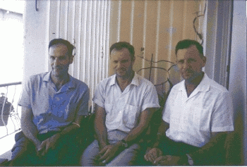 גרשון, מנפרד ותאו.