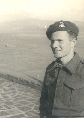 מנפרד גנז באימוני יחידת הקומנדו, 1943